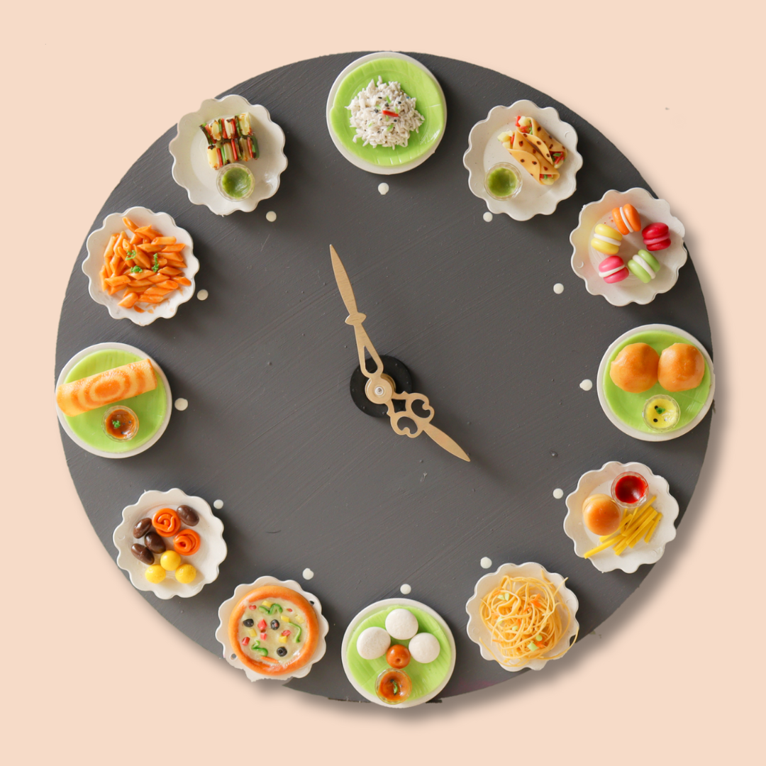 Miniature Food Clock