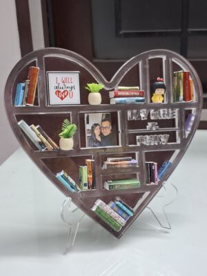 Valentines day heart shaped mini bookshelf